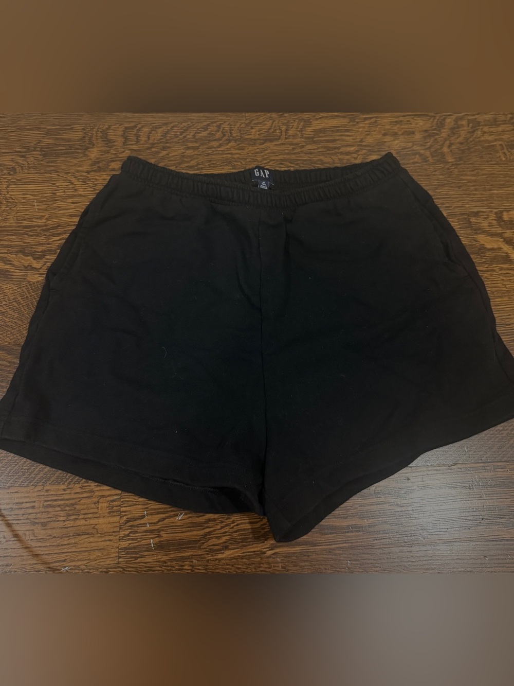 GAP Women’s Black Elastic Waist Athletic Shorts